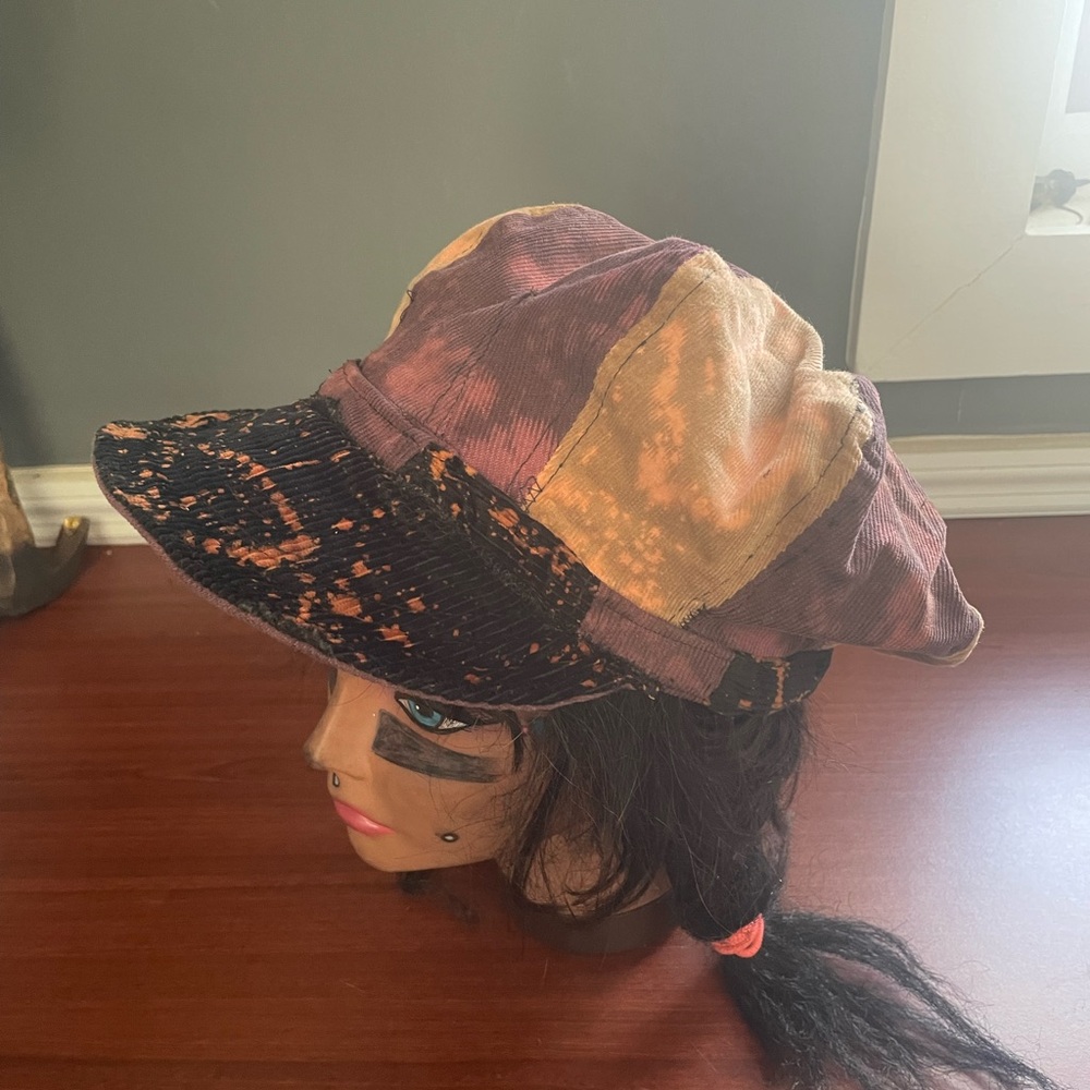 Custom hat - Picture 7 of 9